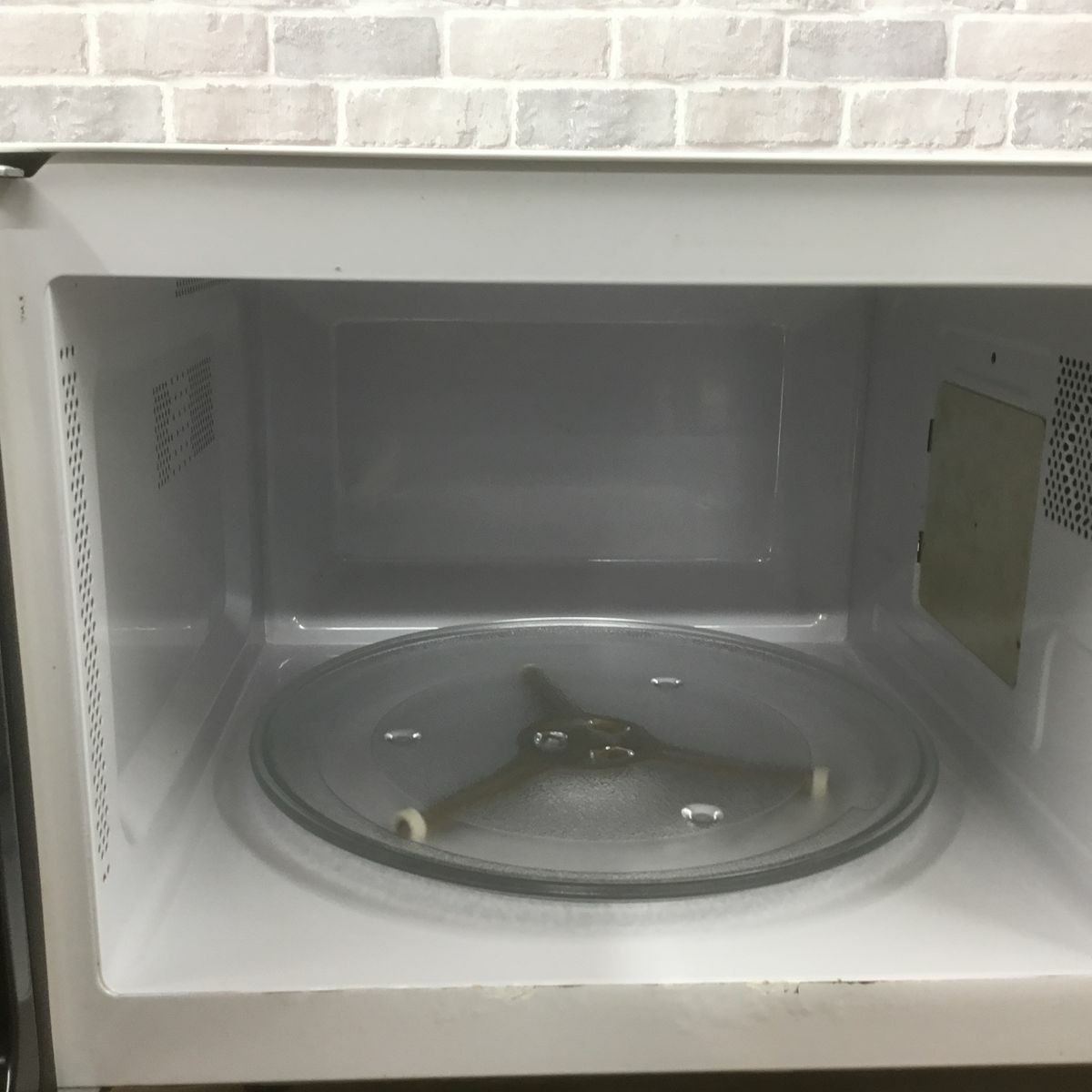 日立 電子レンジ 600W 50hz専用 東日本専用 ホワイト HMR-BK220-Z5-W 2018年製