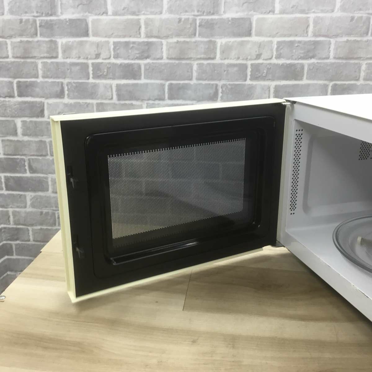 日立 電子レンジ 600W 50hz専用 東日本専用 ホワイト HMR-BK220-Z5-W 2018年製