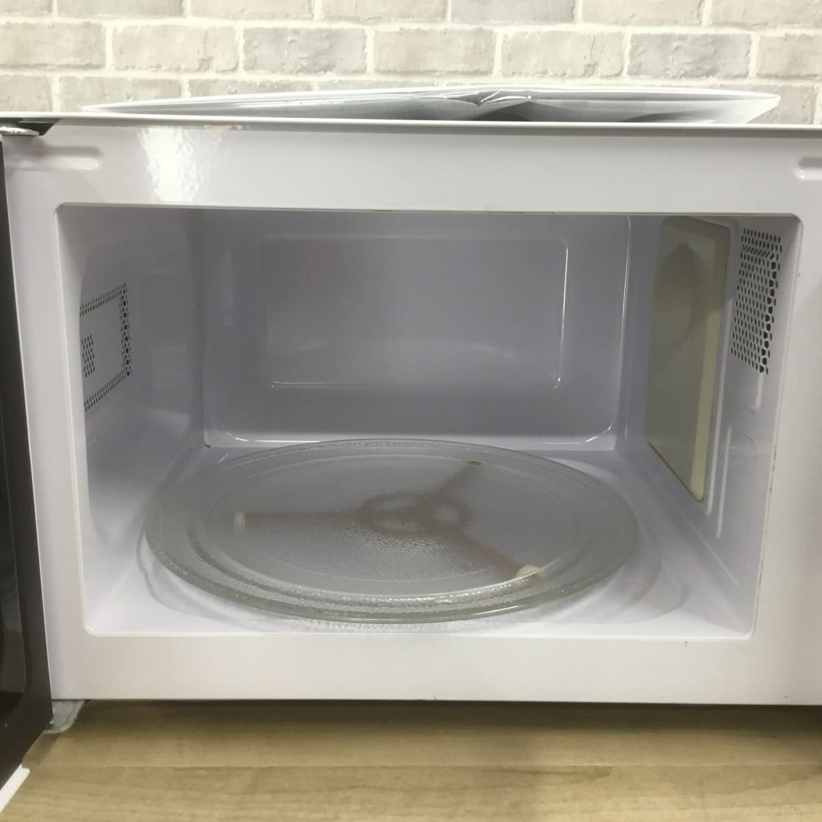 ユアサプライムス 電子レンジ 700W 17L 60hz 西日本専用 ホワイト PTY-R7016C 2024年製