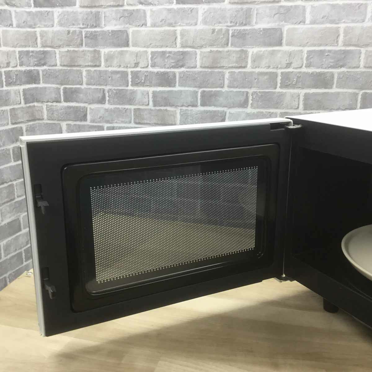 シャープ オーブンレンジ 500W 15L ホワイト RE-S5E-W 2017年製