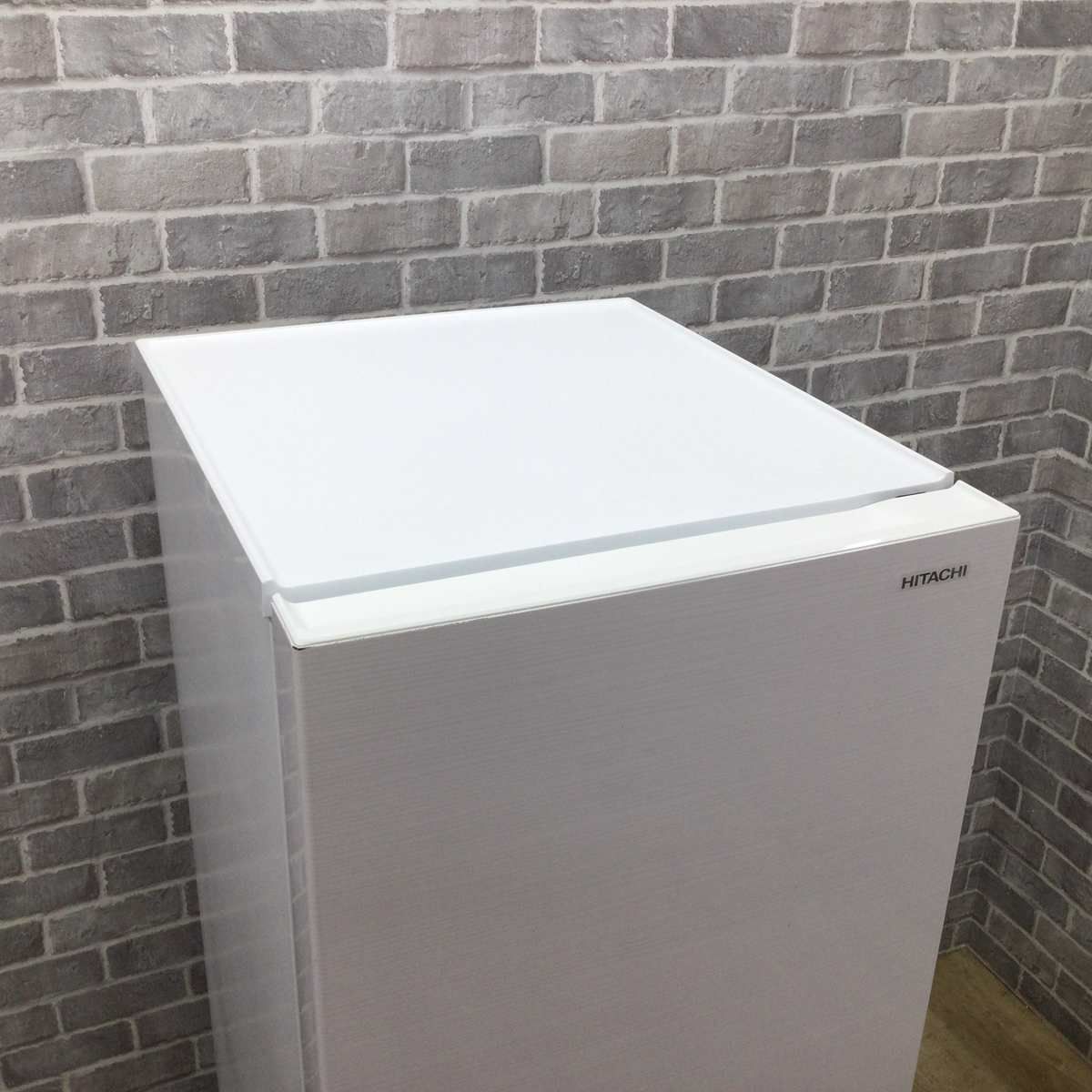 日立 冷蔵庫 2ドア 154L 右開き ホワイト RL-154JA-W 2019年製