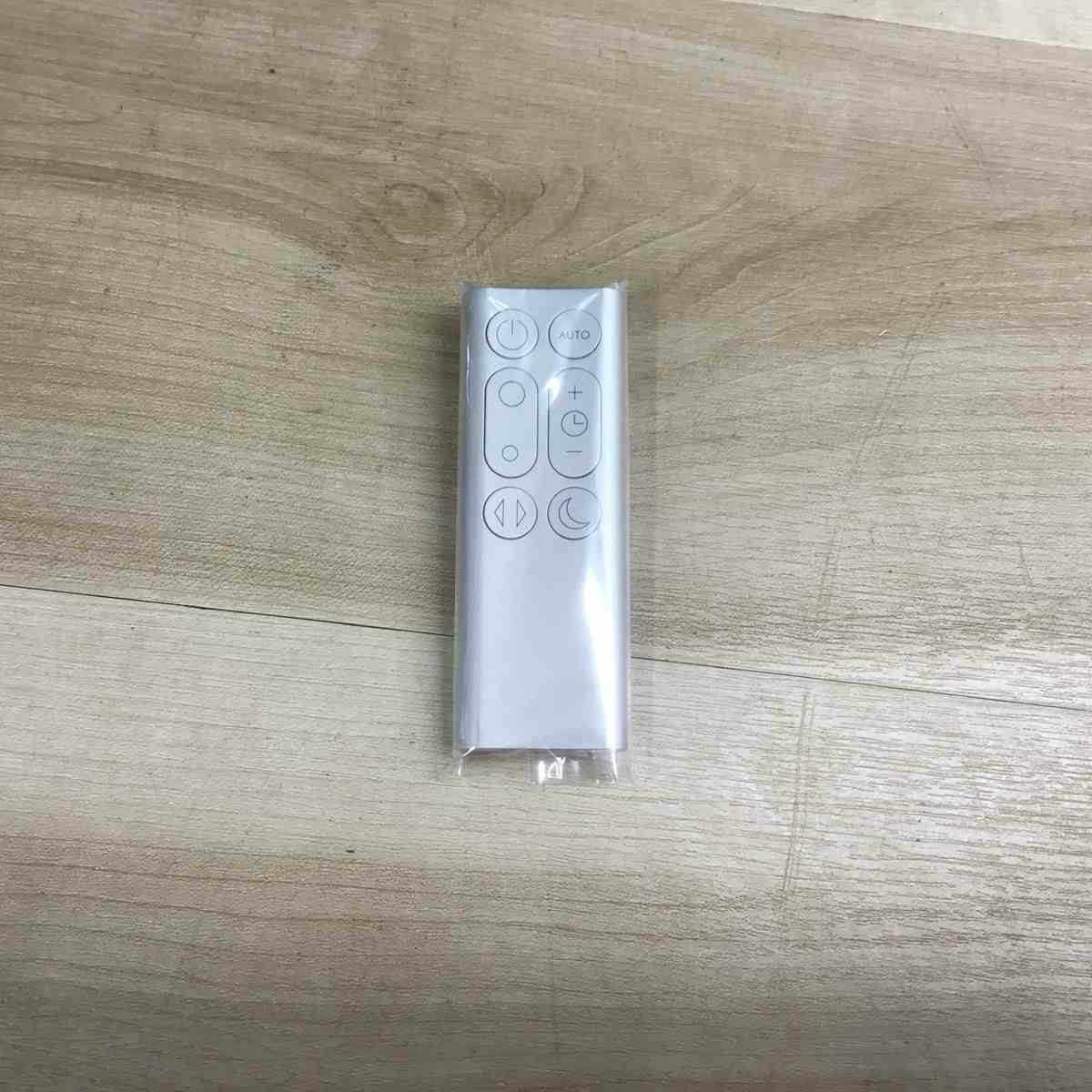 ダイソン タワーファン 空気清浄機能付き シルバー TP03WS 2021年製