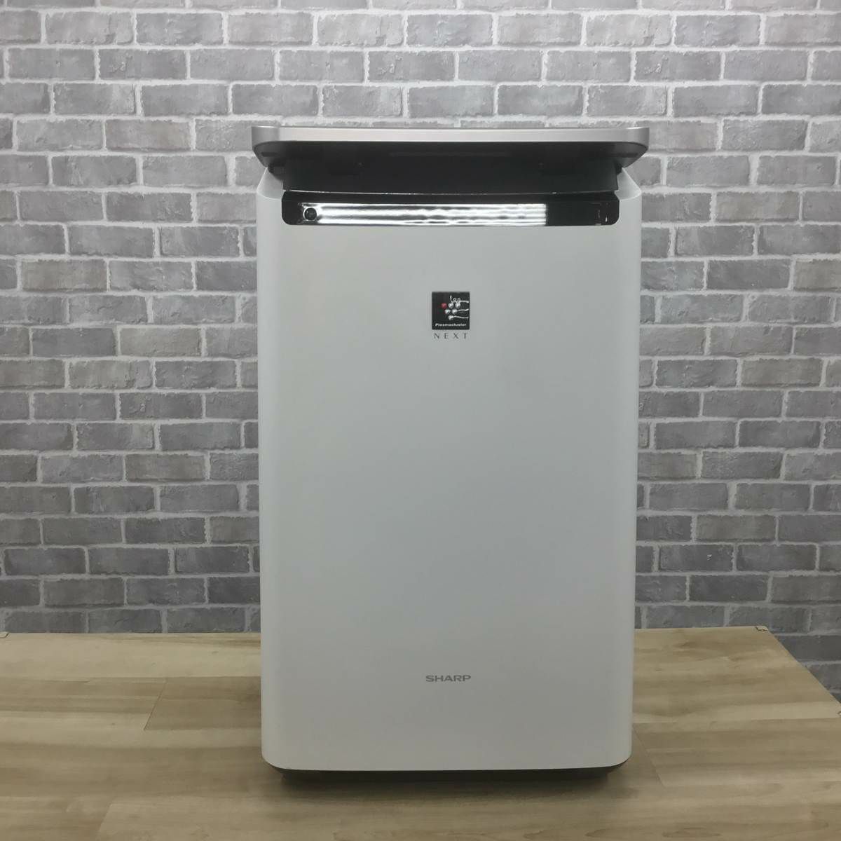 シャープ 加湿空気清浄機 空清46畳 ホワイト KI-NP100-W 2020年製