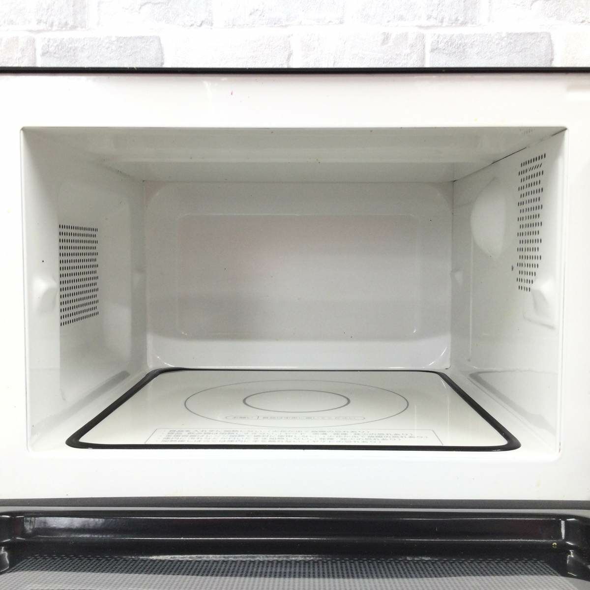 ゼピール 電子レンジ600W18Lヘルツフリーフラット ブラック DFR-G1818 2023年製