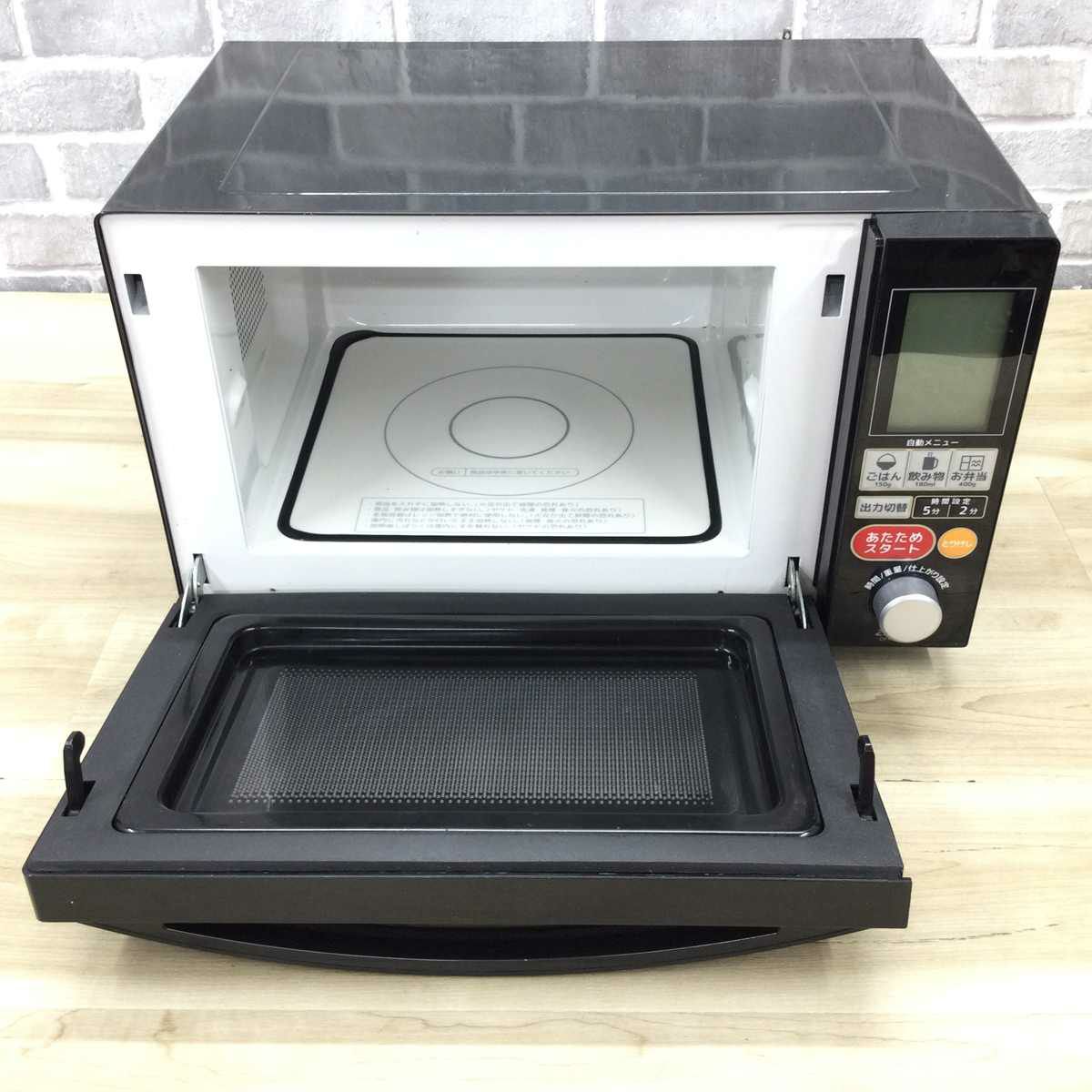 ゼピール 電子レンジ600W18Lヘルツフリーフラット ブラック DFR-G1818 2023年製