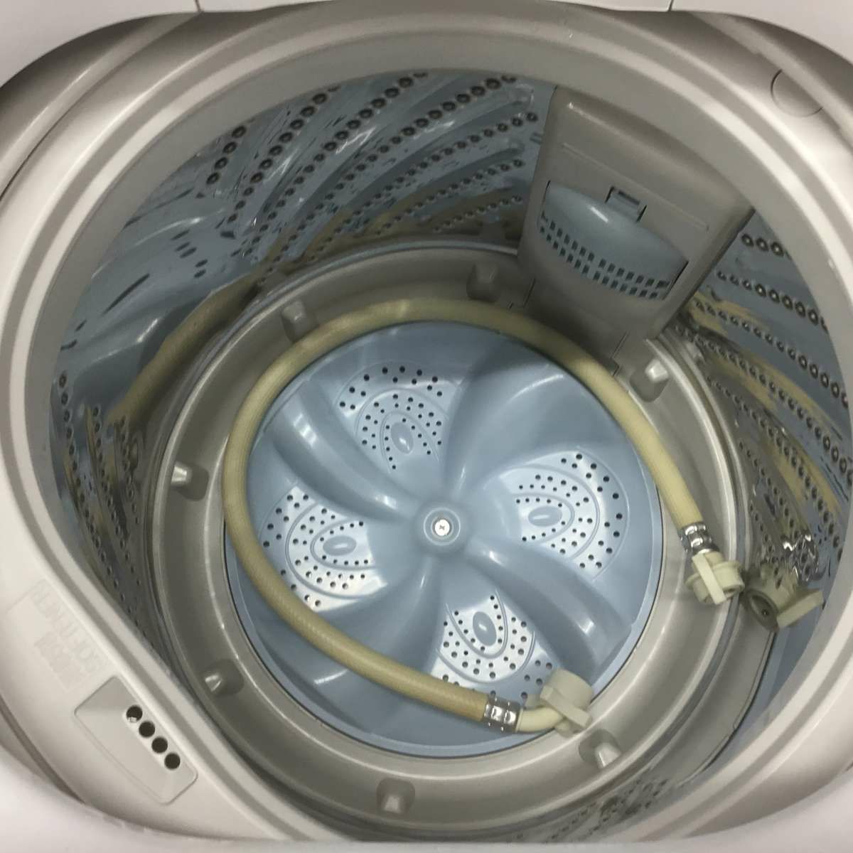 ハイセンス 洗濯機 5.5kg 縦型 ホワイト HW-G55A-W 2018年製