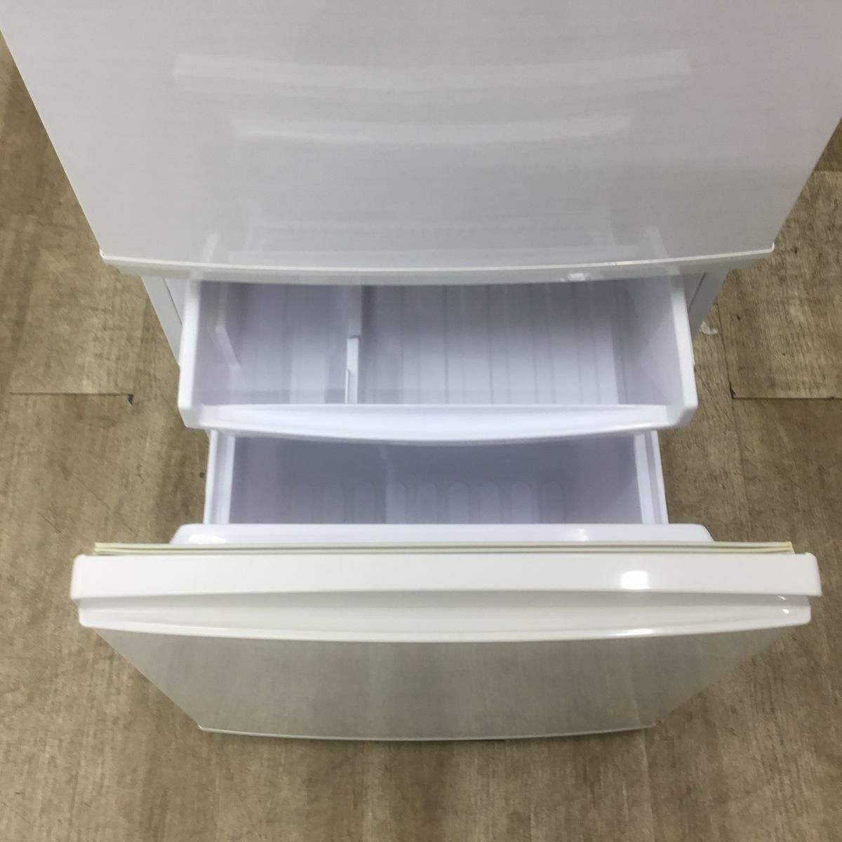 シャープ 冷蔵庫 2ドア 137L つけかえどっちもドア ホワイト SJ-D14C-W 2017年製