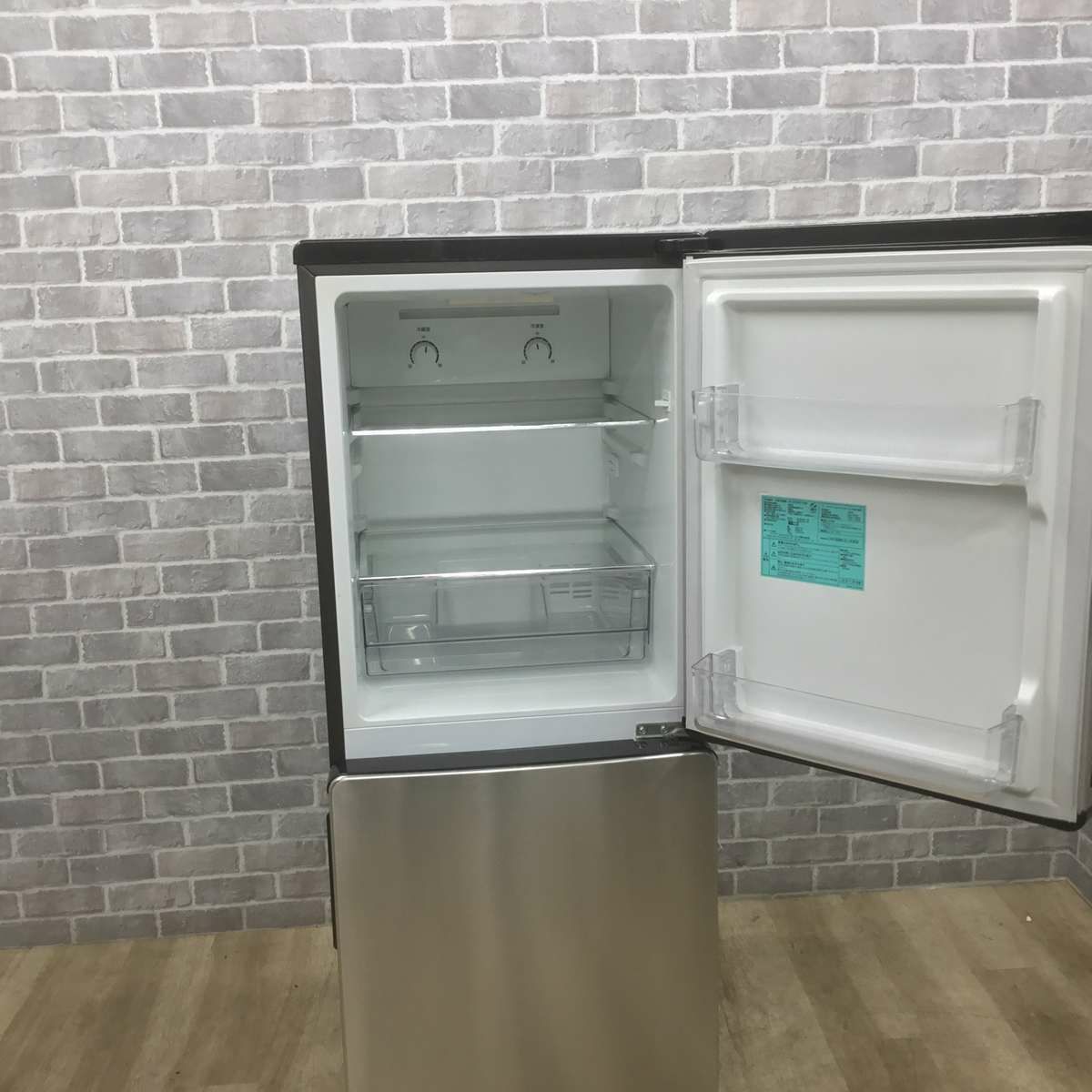 ハイアール 冷蔵庫 2ドア 148L 右開き シルバー JR-XP2NF148F 2019年製