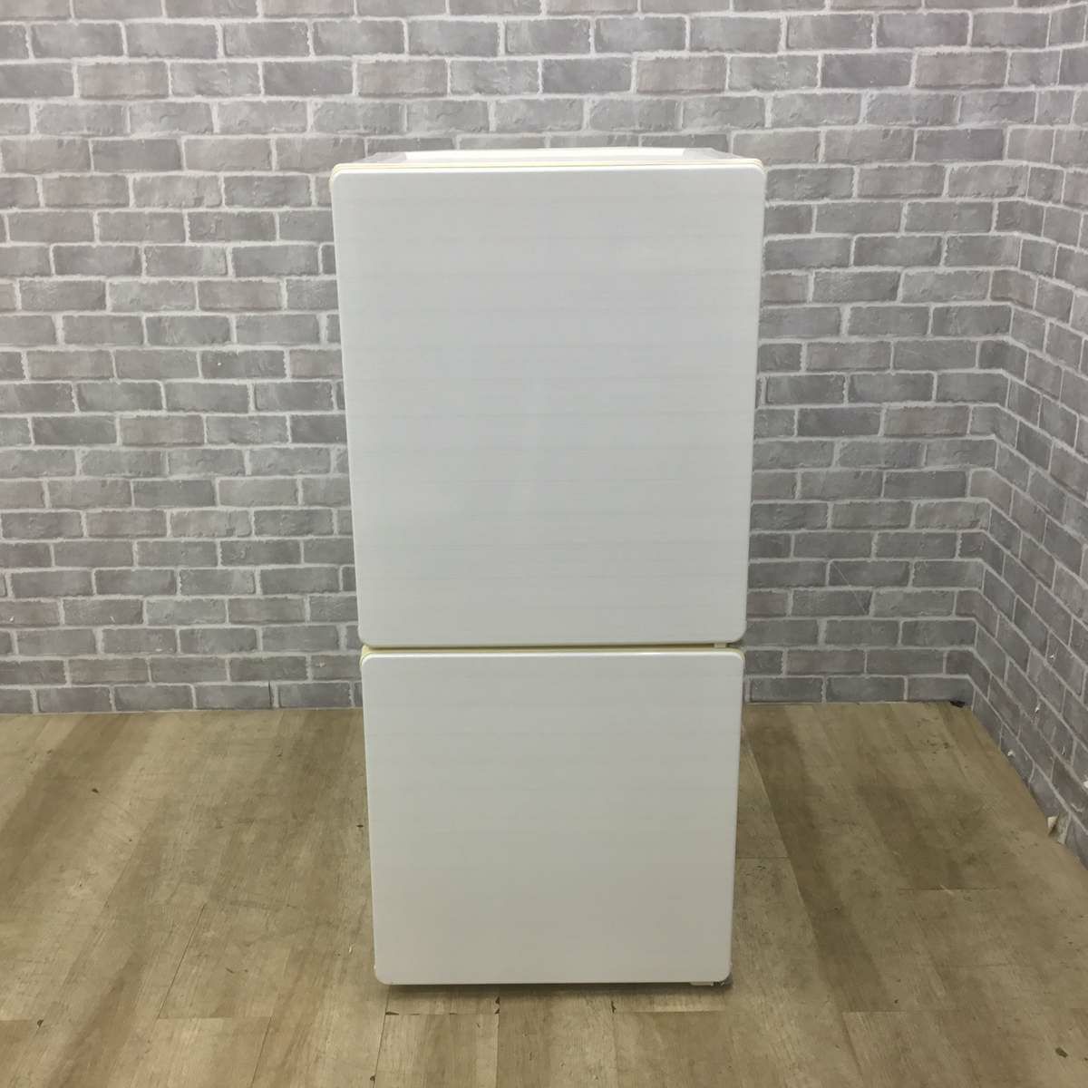 ユーイング 冷蔵庫 2ドア 110L 右開き ホワイト UR-F110H-W 2016年製