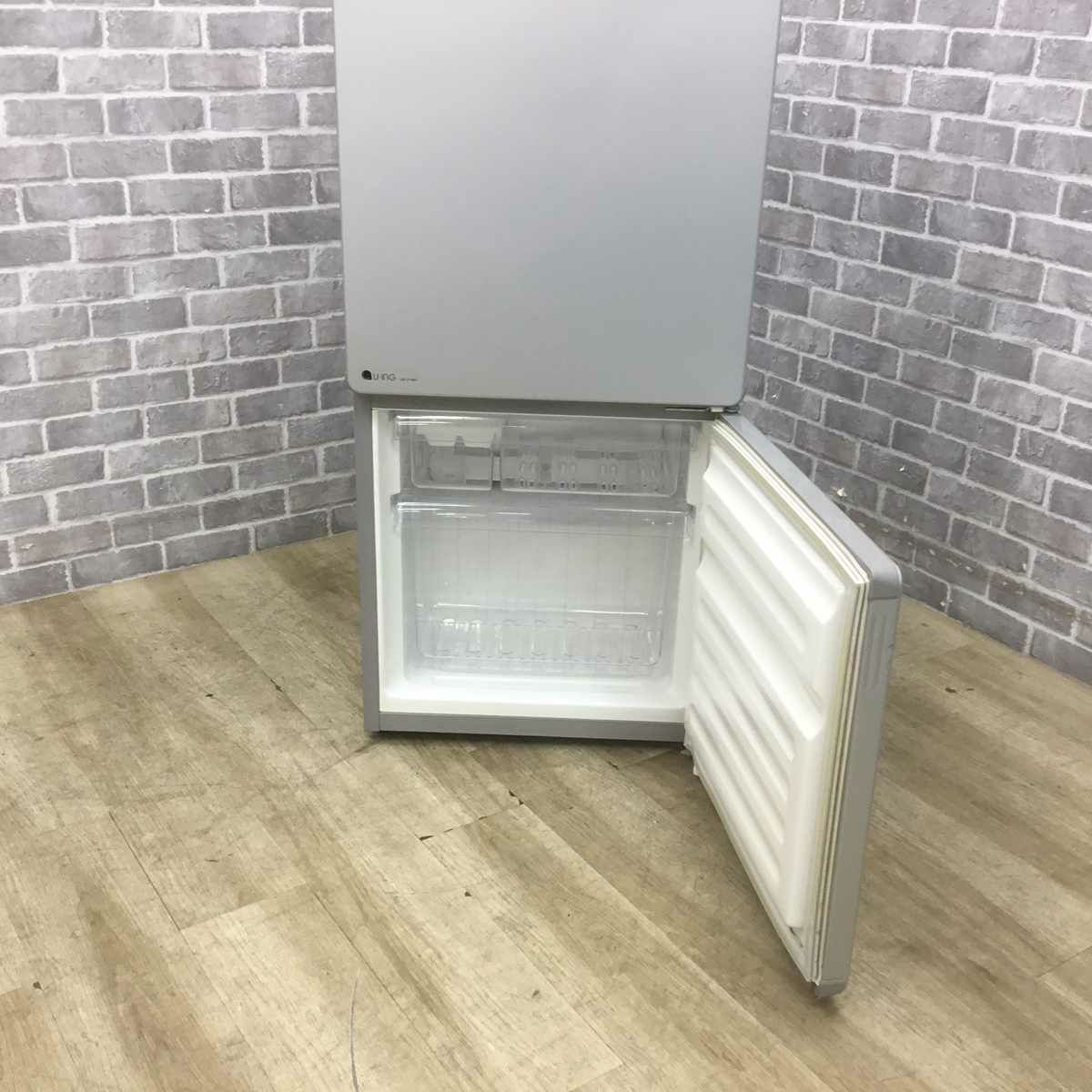 ユーイング 冷蔵庫 2ドア 110L 右開き シルバー UR-J110H 2016年製