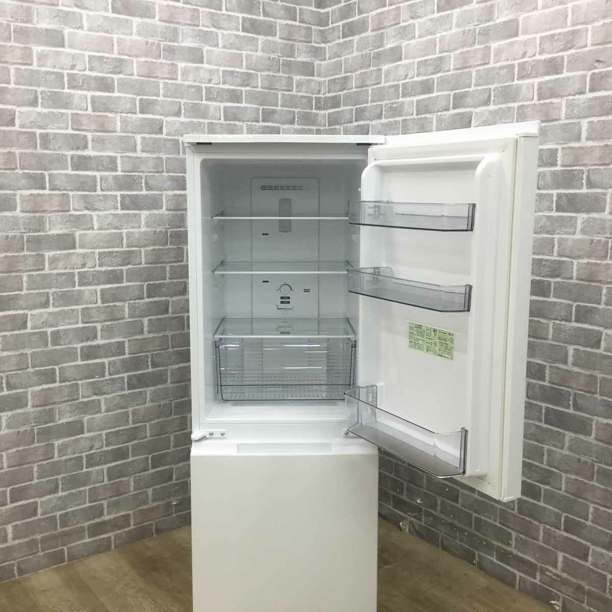 シャープ 冷蔵庫 2ドア 179L つけかえどっちもドア ホワイト SJ-D18K-W 2024年製