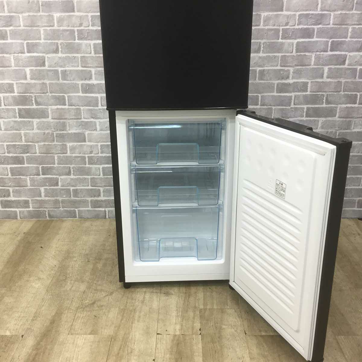 アイリスオーヤマ 冷蔵庫 2ドア 162L 右開き ブラック IRSE-16A-B 2019