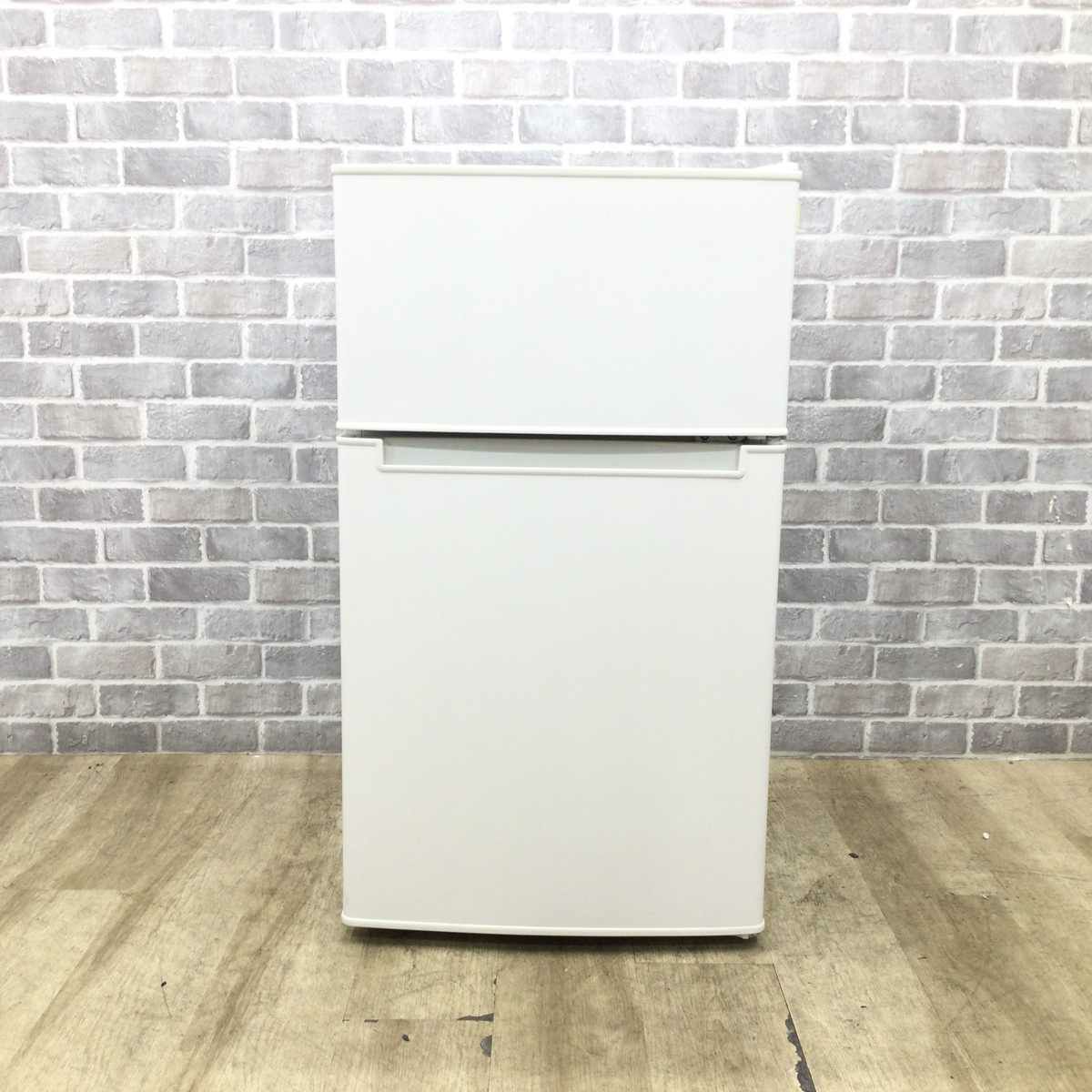 ハイアール 冷蔵庫 2ドア 85L 右開き AT-RF85B-W 2020年製