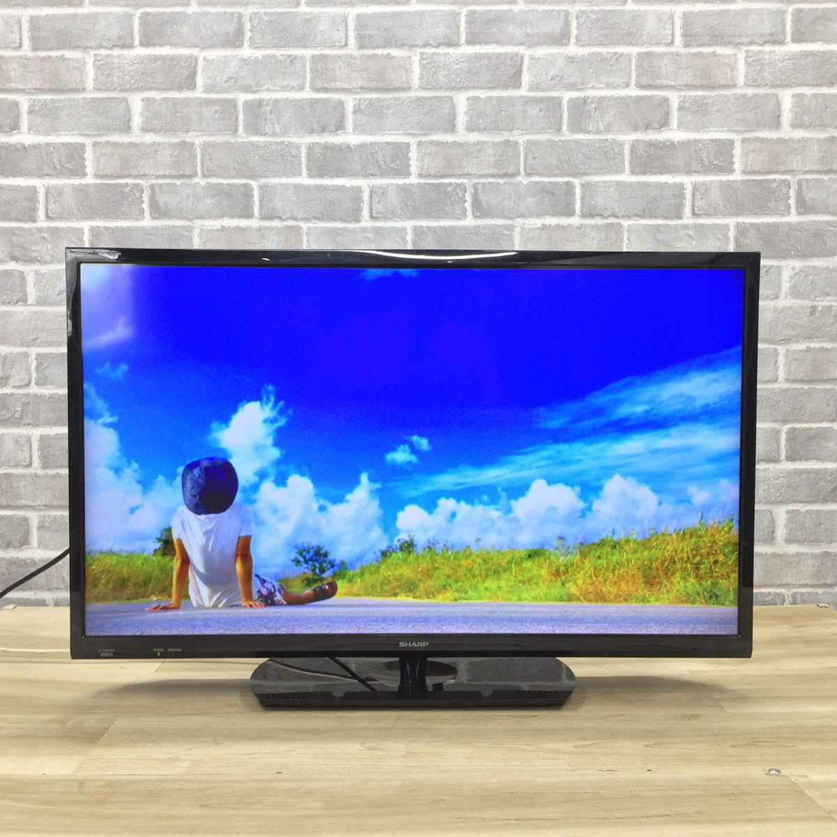 シャープ AQUOS 液晶テレビ 32インチ  2T-C32AE1 2019年製