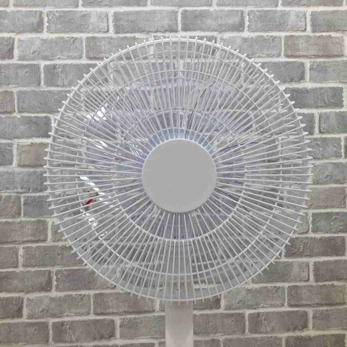 コイズミ リビング扇風機 DCモーター搭載 ホワイト KS-F33DR-W 2021年製