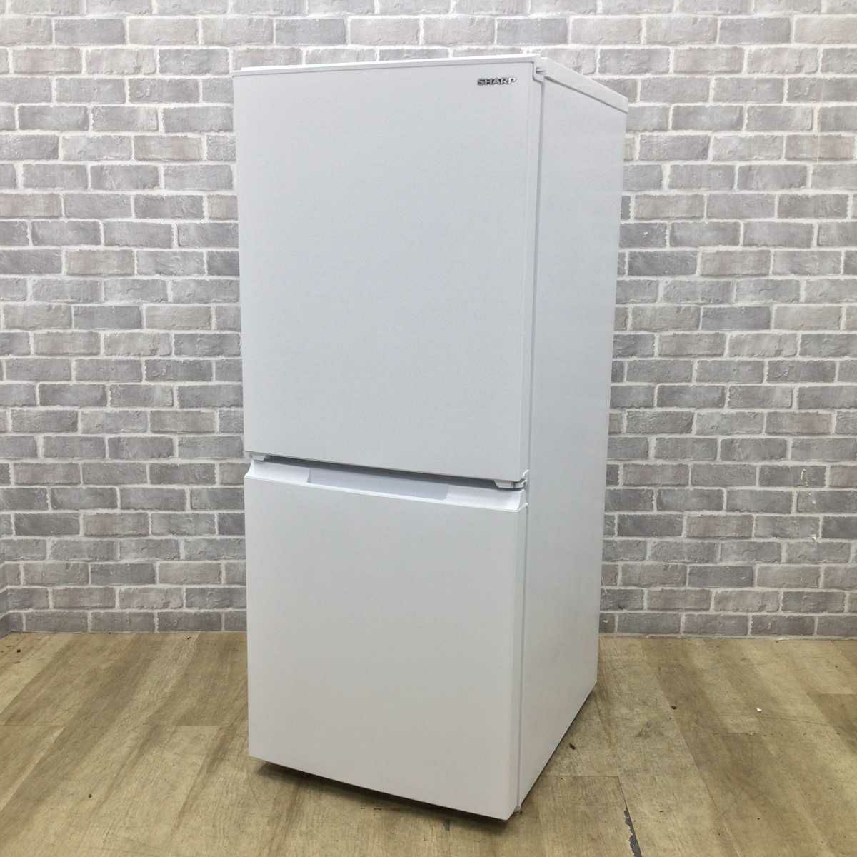 シャープ 冷蔵庫 2ドア 152L つけかえどっちもドア ホワイト SJ-D15K-W 2024年製