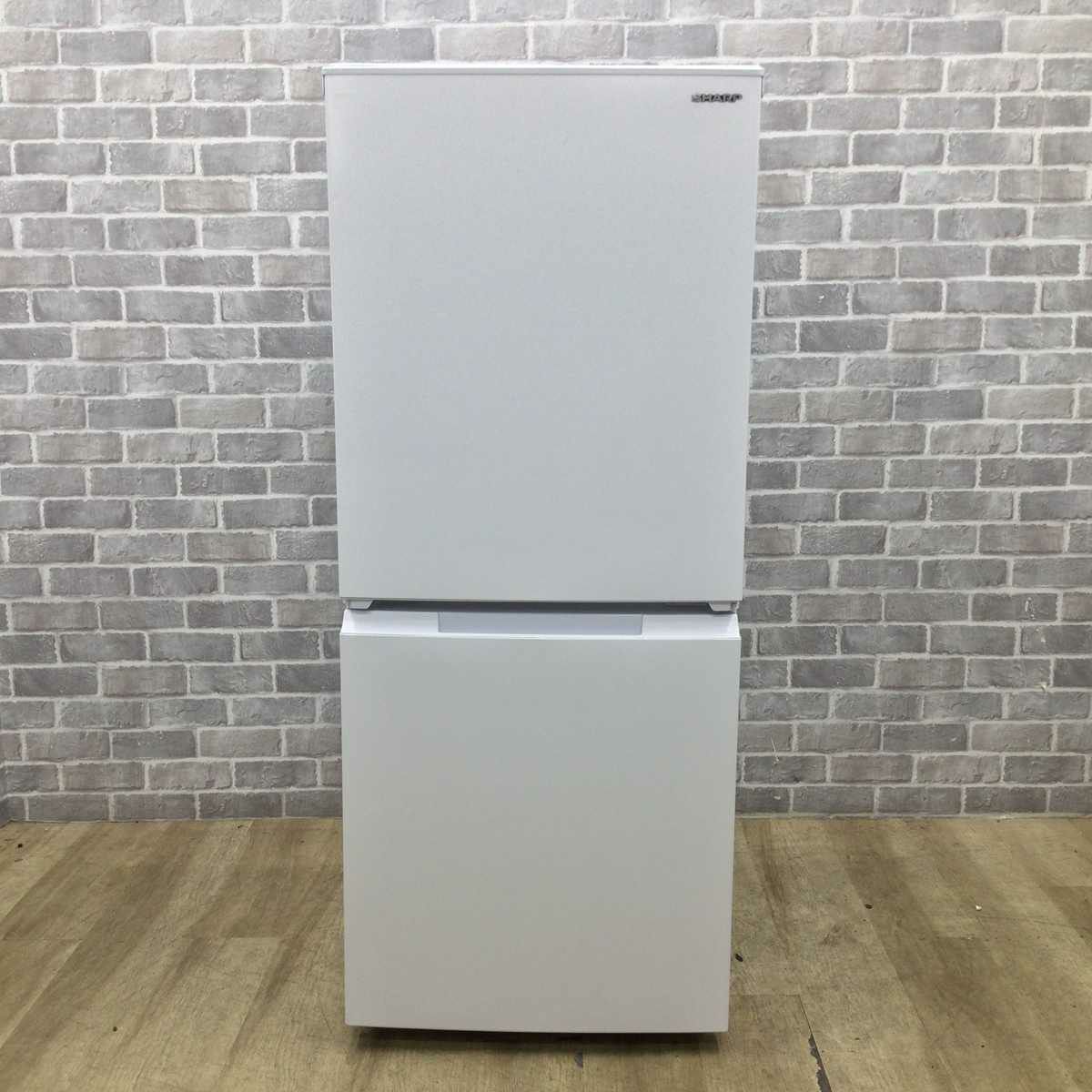 シャープ 冷蔵庫 2ドア 152L つけかえどっちもドア ホワイト SJ-D15K-W 2024年製