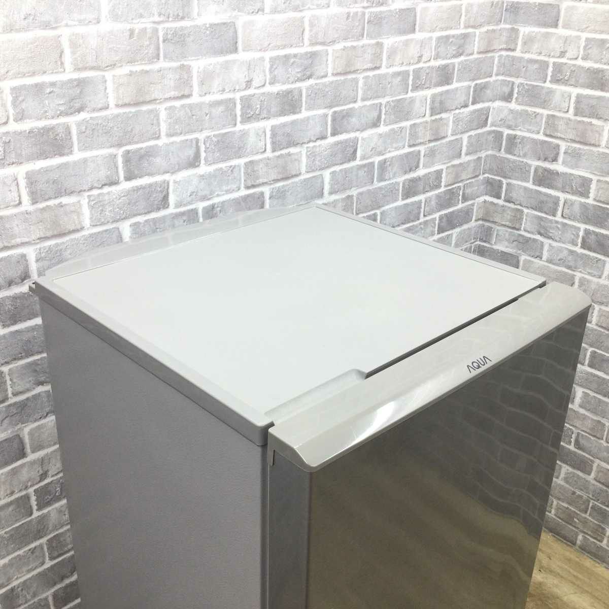 アクア 冷蔵庫 2ドア 126L 右開き シルバー AQR-13H(S) 2019年製