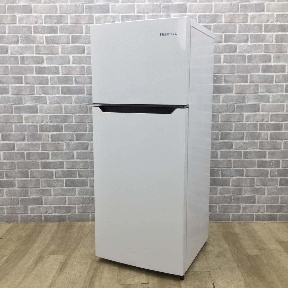 ハイセンス 冷蔵庫 2ドア 120L 右開き ホワイト HR-B1201 2017年製