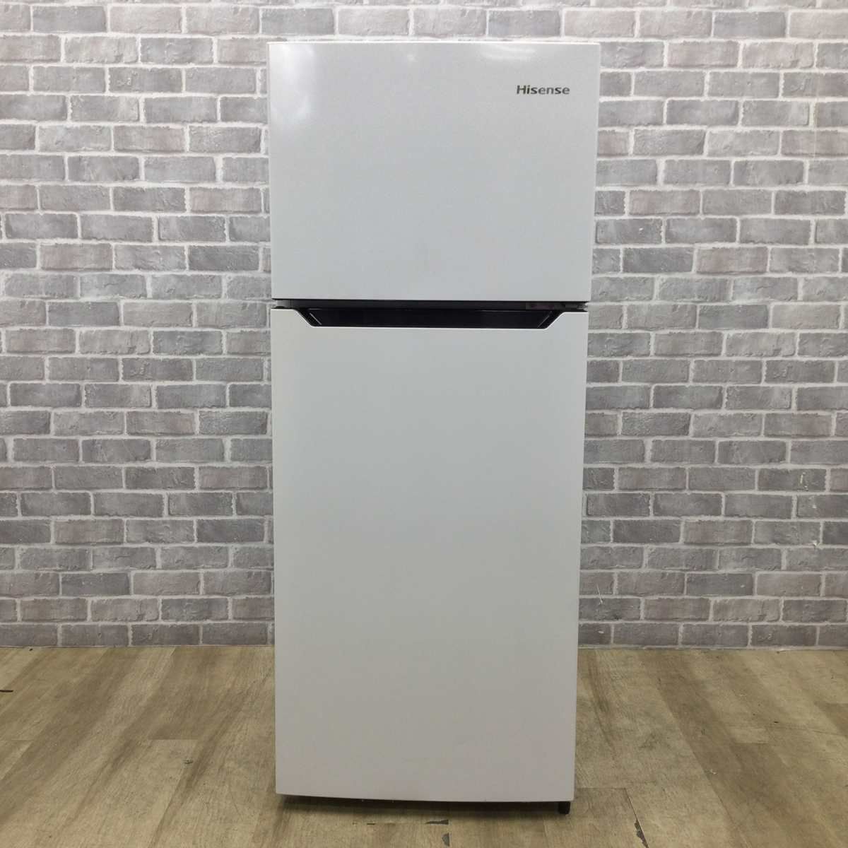 ハイセンス 冷蔵庫 2ドア 120L 右開き ホワイト HR-B1201 2017年製