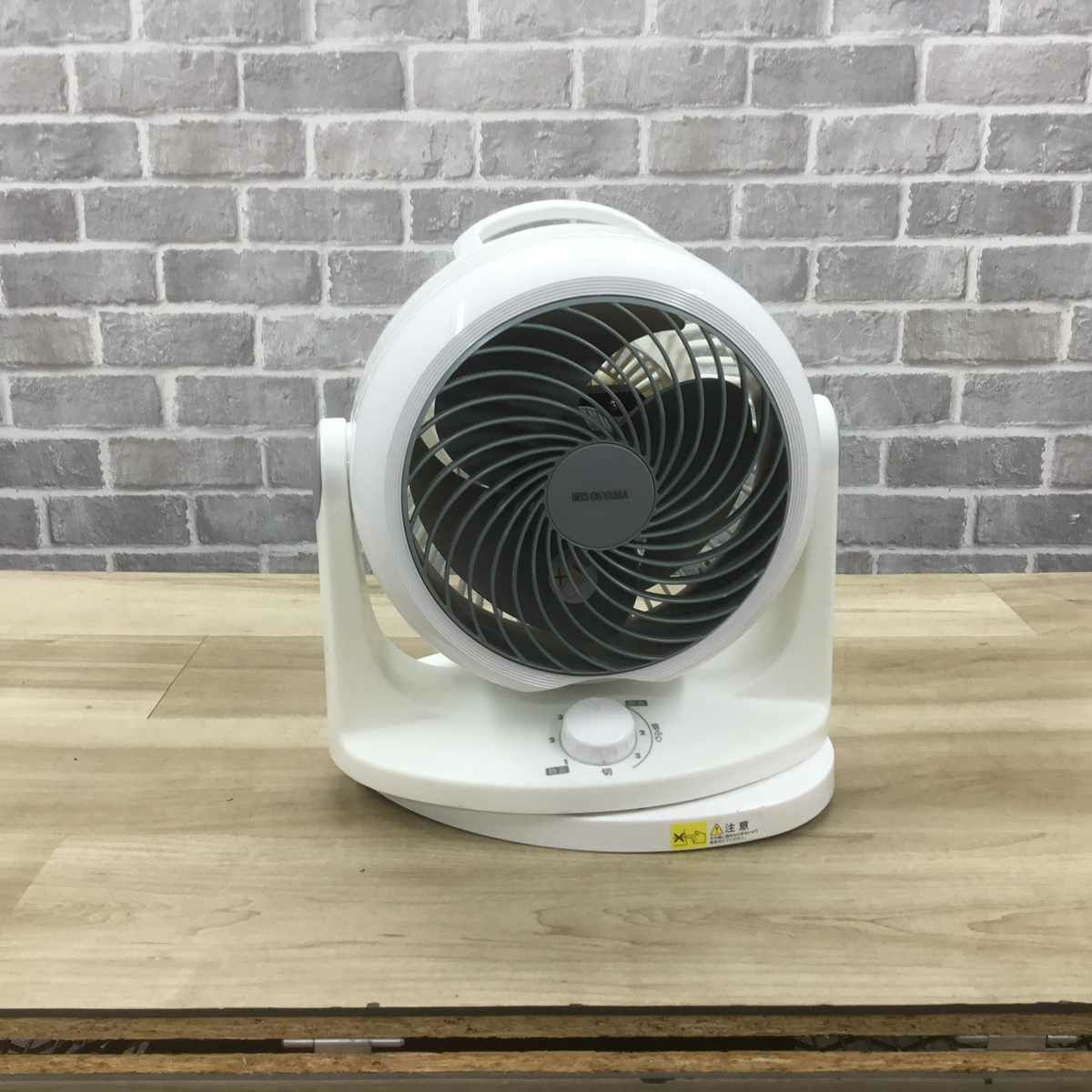 アイリスオーヤマ サーキュレーター 首振り ホワイト PCF-HD18-W 2018年製