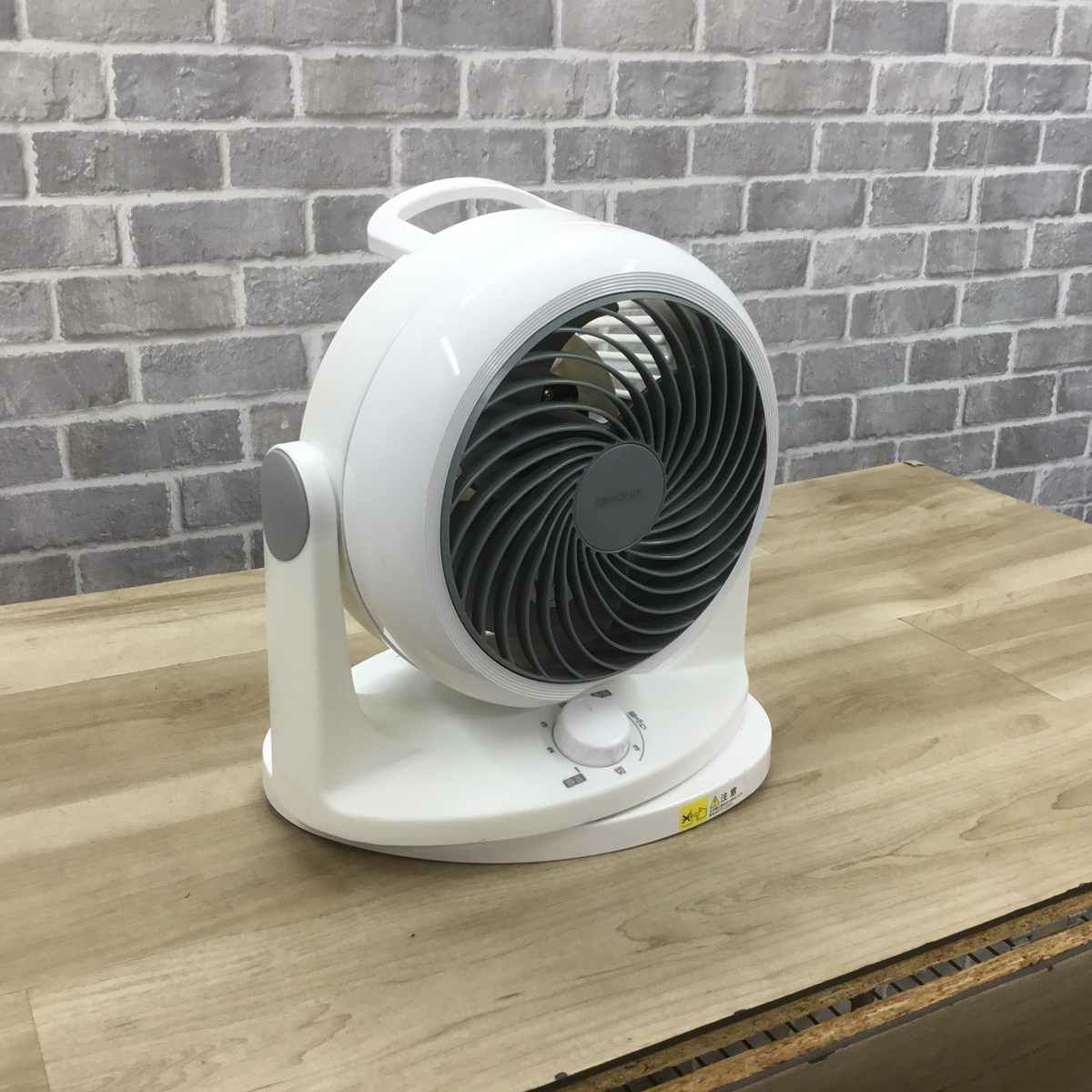 アイリスオーヤマ サーキュレーター 首振り ホワイト PCF-HD18-W 2018年製