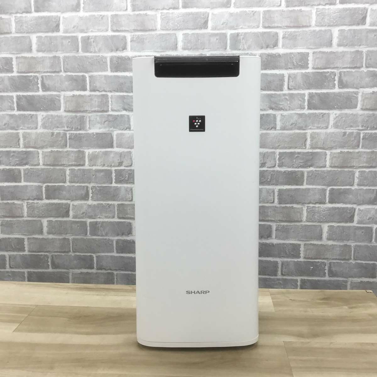 シャープ 加湿空気清浄機 18畳 PM2.5対応 プラズマクラスター25000 ホワイト KI-LS40-W 2019年製