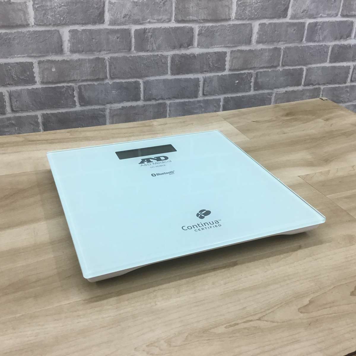 A&D 体重計 ホワイト UC-352BLE 2018年製