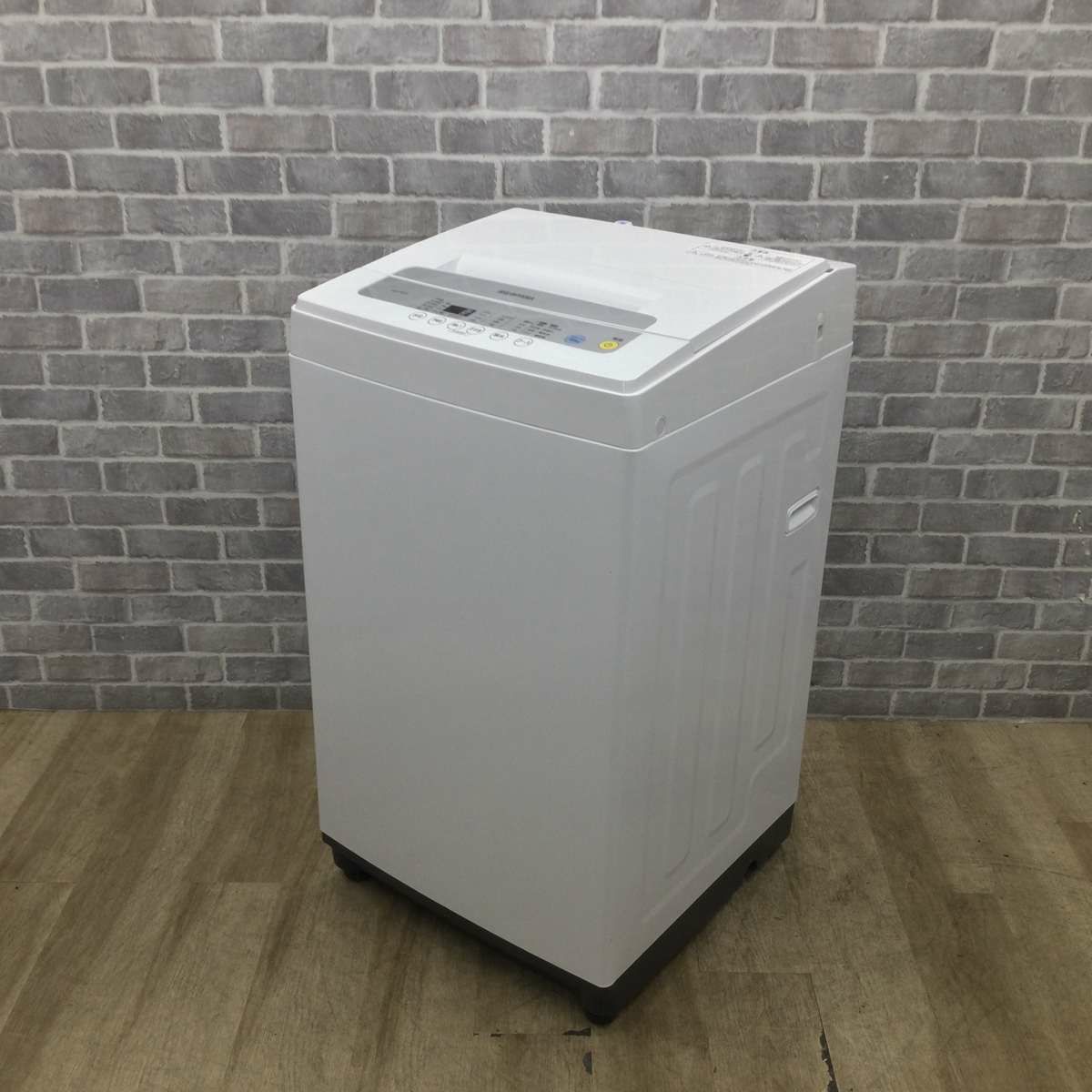 アイリスオーヤマ 洗濯機 5.0kg 縦型 ホワイト IAW-T502E 2019年製