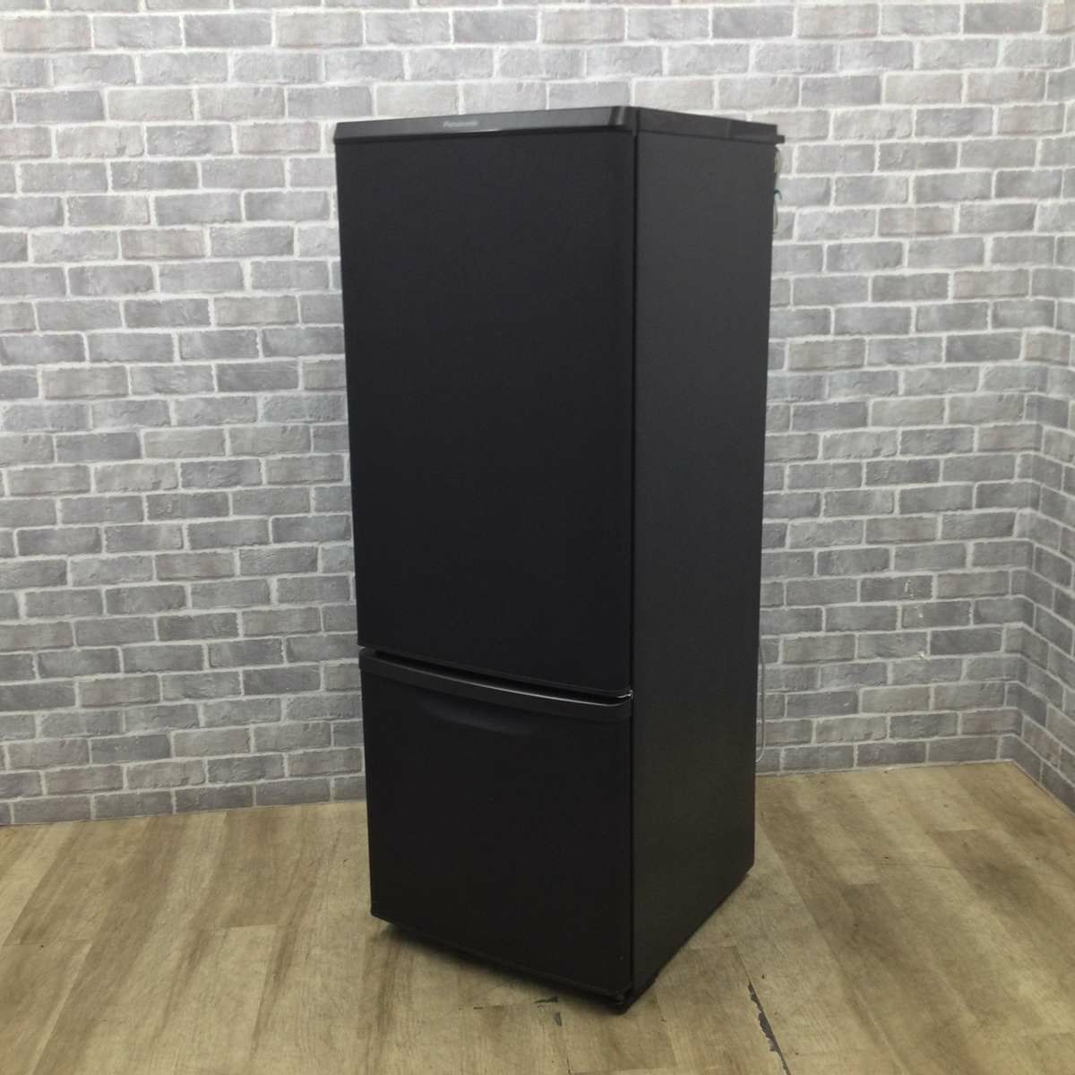 パナソニック 冷蔵庫 2ドア 168L 右開き ブラック NR-B17DW-T 2021年製