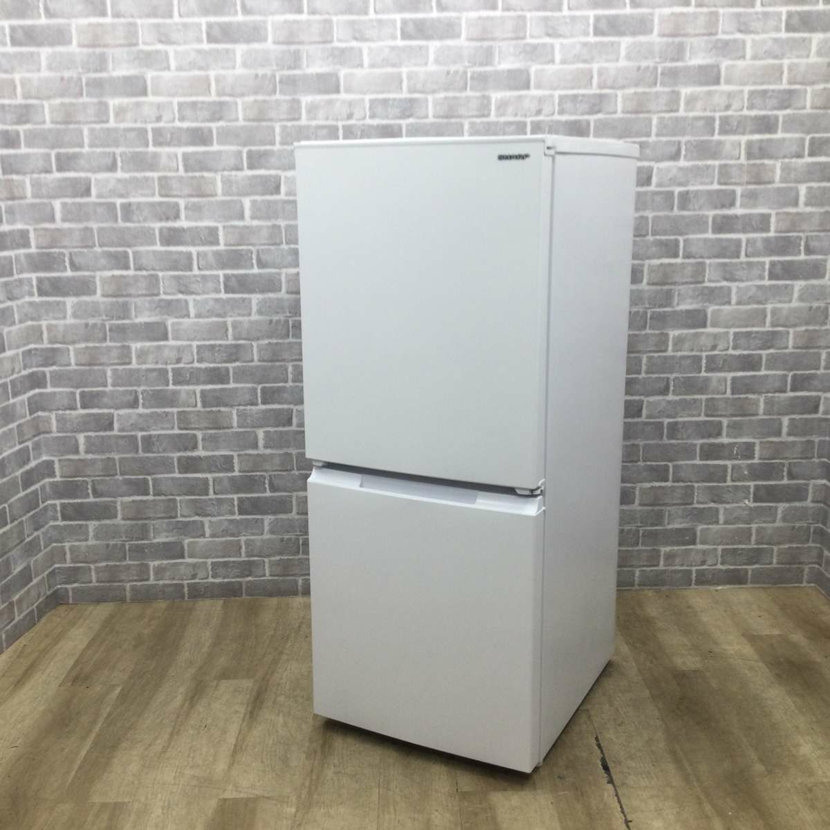 シャープ 冷蔵庫 2ドア 152L つけかえどっちもドア ホワイト SJ-D15K-W