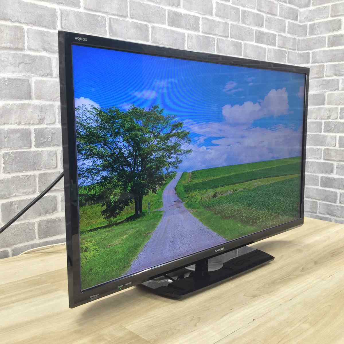 シャープ アクオス テレビ 32インチ ブラック 2T-C32AE1 2019年製