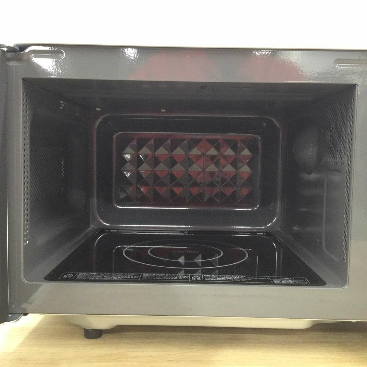 東芝 電子レンジ 520W 17L 50-60hzフラット ホワイト ER-M17Y(W) 2025年製