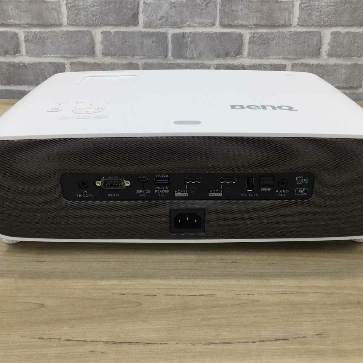 BenQ ホームシネマプロジェクター 4K UHD ホワイト HT3550 2019年製