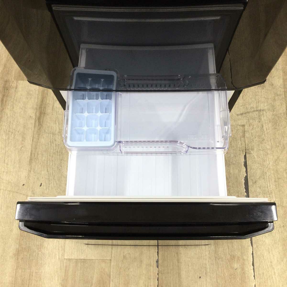 三菱電機 冷蔵庫 2ドア 146L 右開き ブラック MR-P15C-B 2018年製