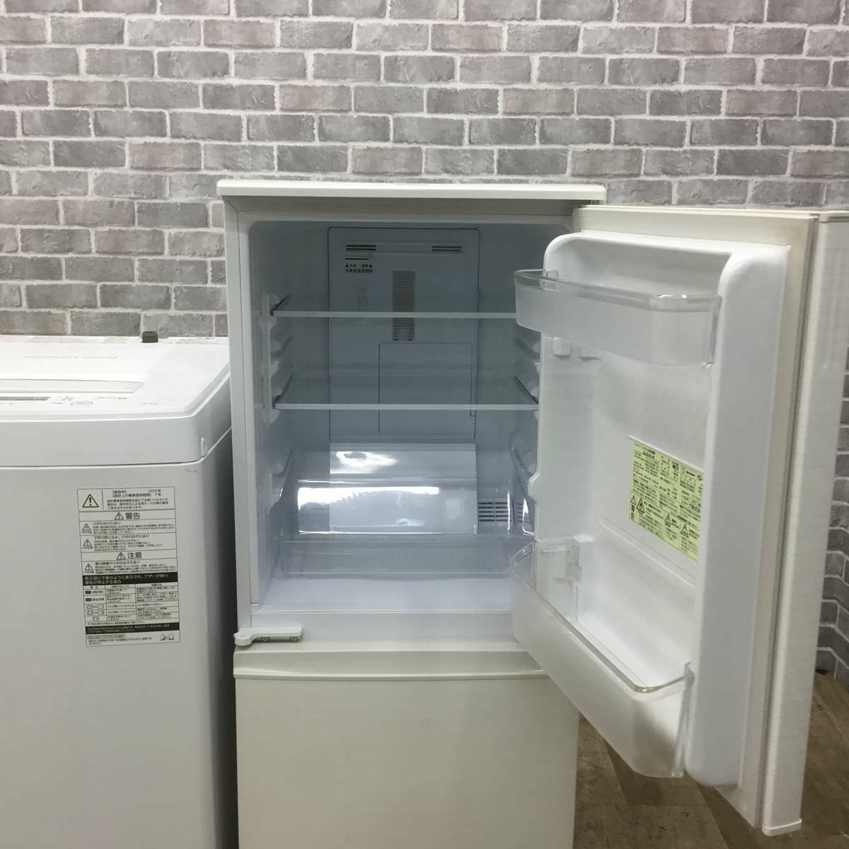 家電2点セット シャープ 冷蔵庫 137L 東芝 洗濯機 4.5kg