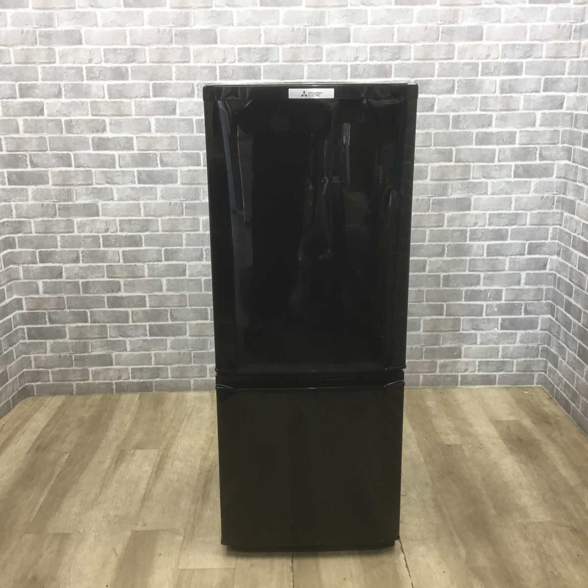 三菱電機 冷蔵庫 2ドア 146L 右開き ブラック MR-P15Z-B 2016年製