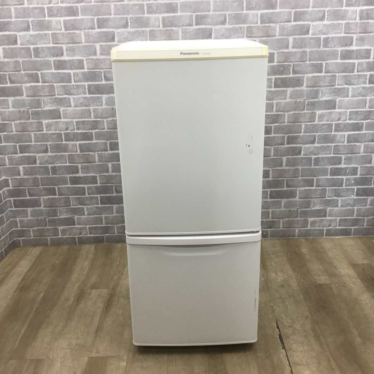 パナソニック 冷蔵庫 2ドア 138L 右開き ホワイト NR-B14BW-W 2019年製