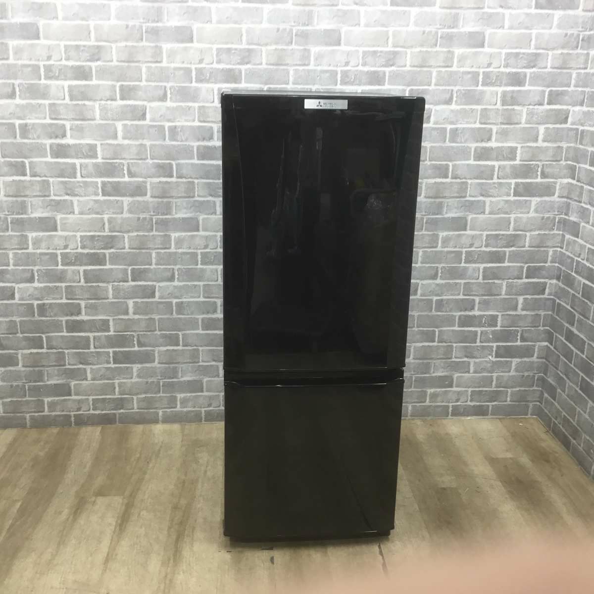 三菱電機 冷蔵庫 2ドア 146L 右開き ブラック MR-P15A-B 2016年製