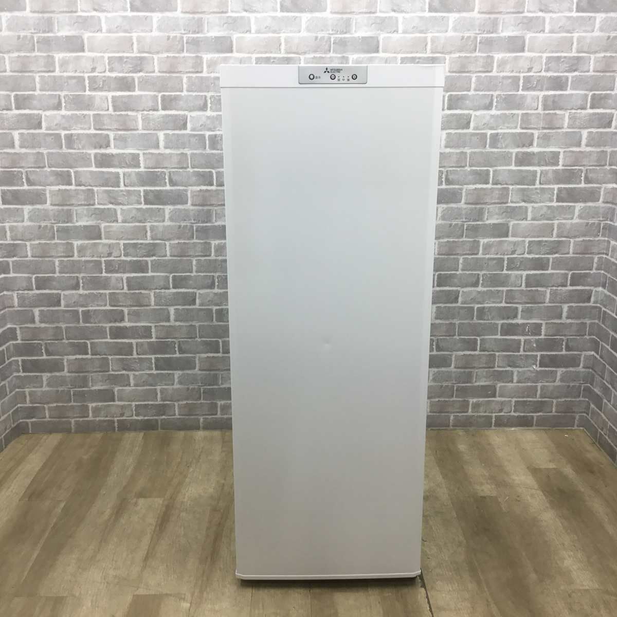 三菱電機 冷凍庫 1ドア 144L 右開き ホワイト MF-U14K-W 2025年製 【訳あり 未使用品】