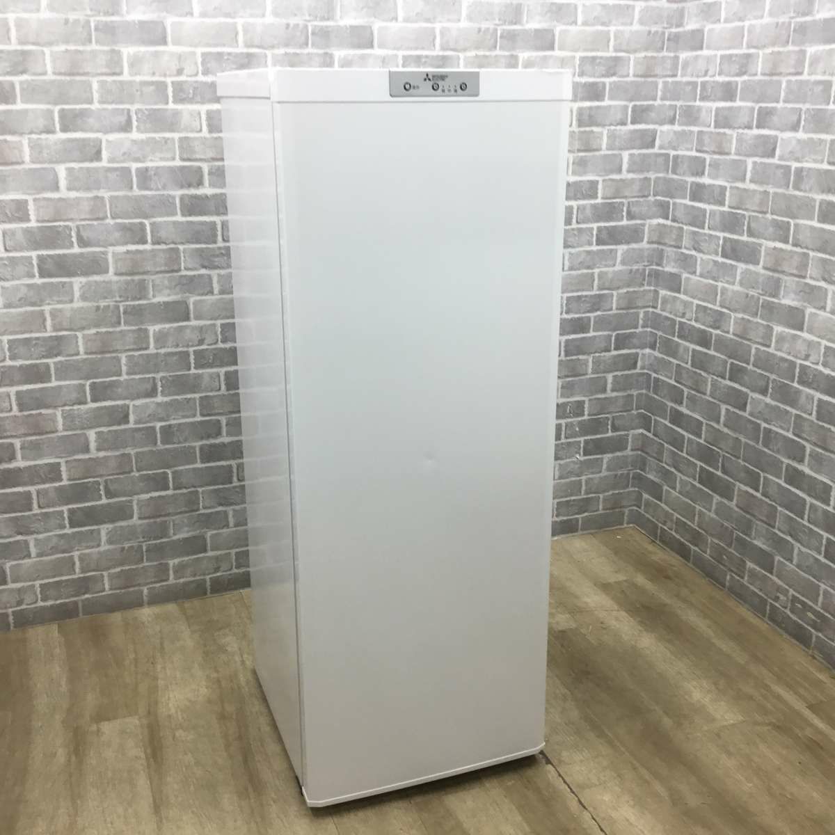 三菱電機 冷凍庫 1ドア 144L 右開き ホワイト MF-U14K-W 2025年製 【訳あり 未使用品】