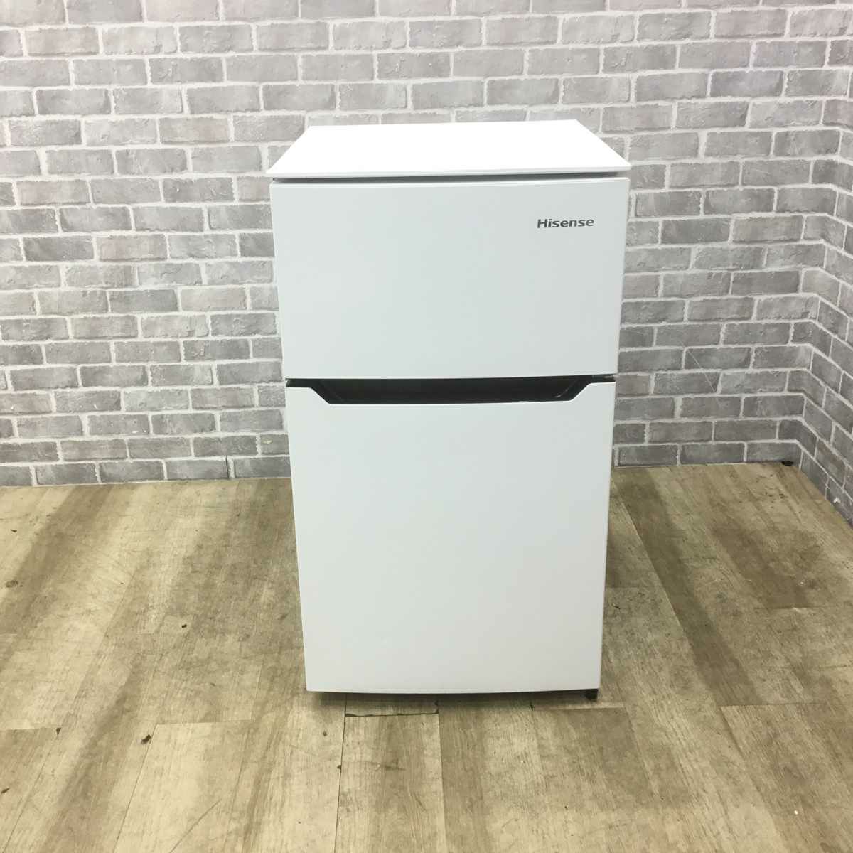 ハイセンス 冷蔵庫 2ドア 93L 右開き ホワイト HR-B95A 2017年製