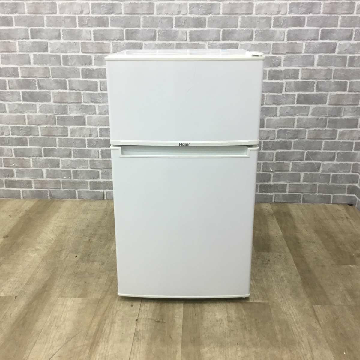 ハイアール 冷蔵庫 2ドア 85L 右開き ホワイト JR-N85B(W) 2018年製
