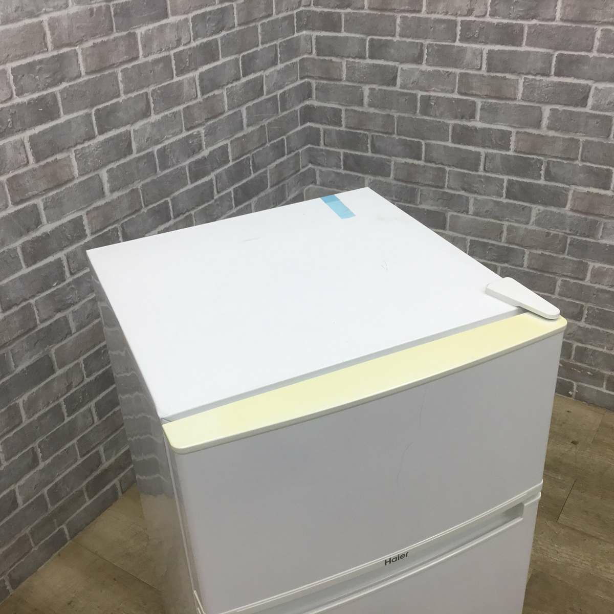ハイアール 冷蔵庫 2ドア 85L 右開き ホワイト JR-N85B(W) 2018年製