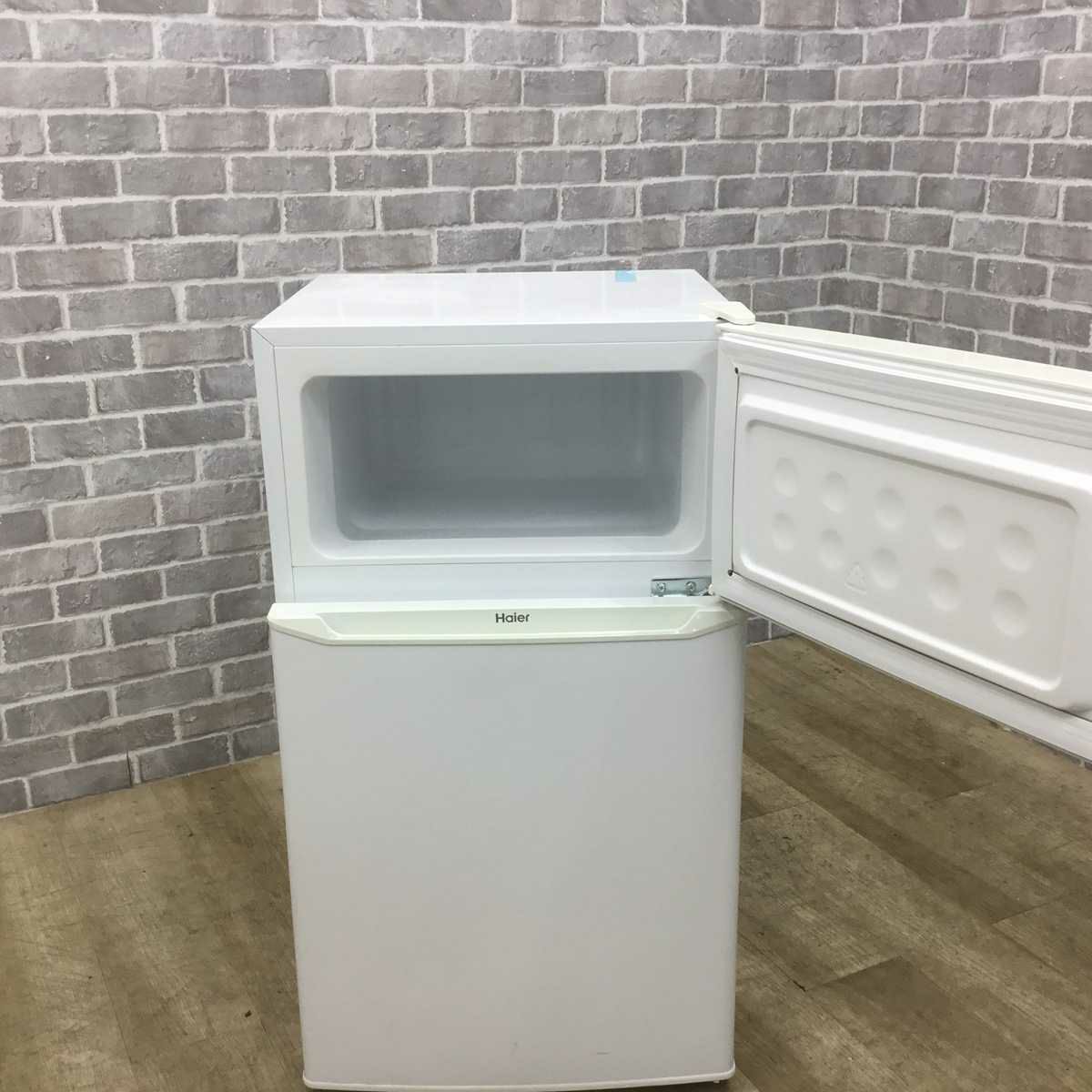 ハイアール 冷蔵庫 2ドア 85L 右開き ホワイト JR-N85C(W) 2018年製