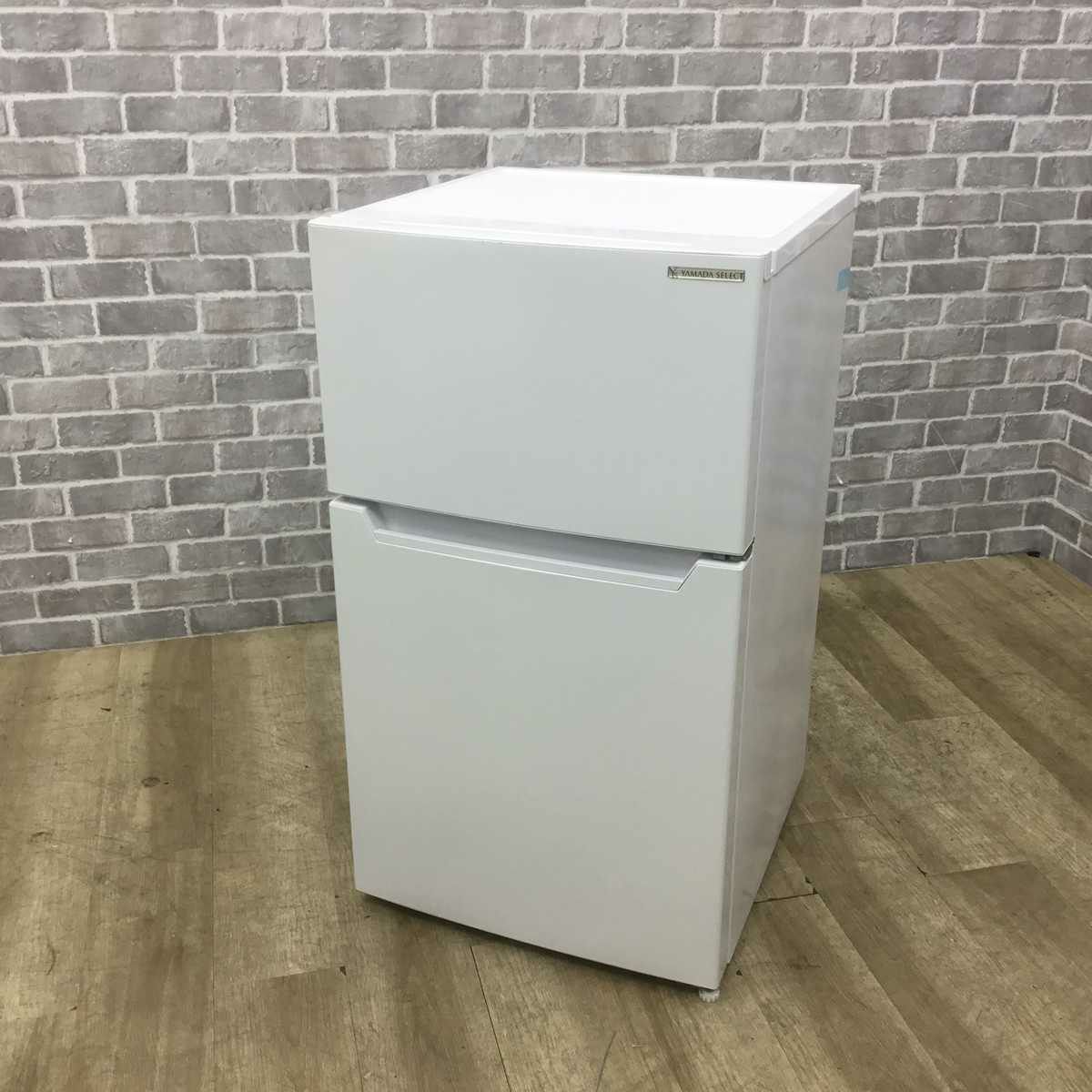 ヤマダ電機 冷蔵庫 2ドア 87L 右開き ホワイト YRZ-C09H1 2020年製