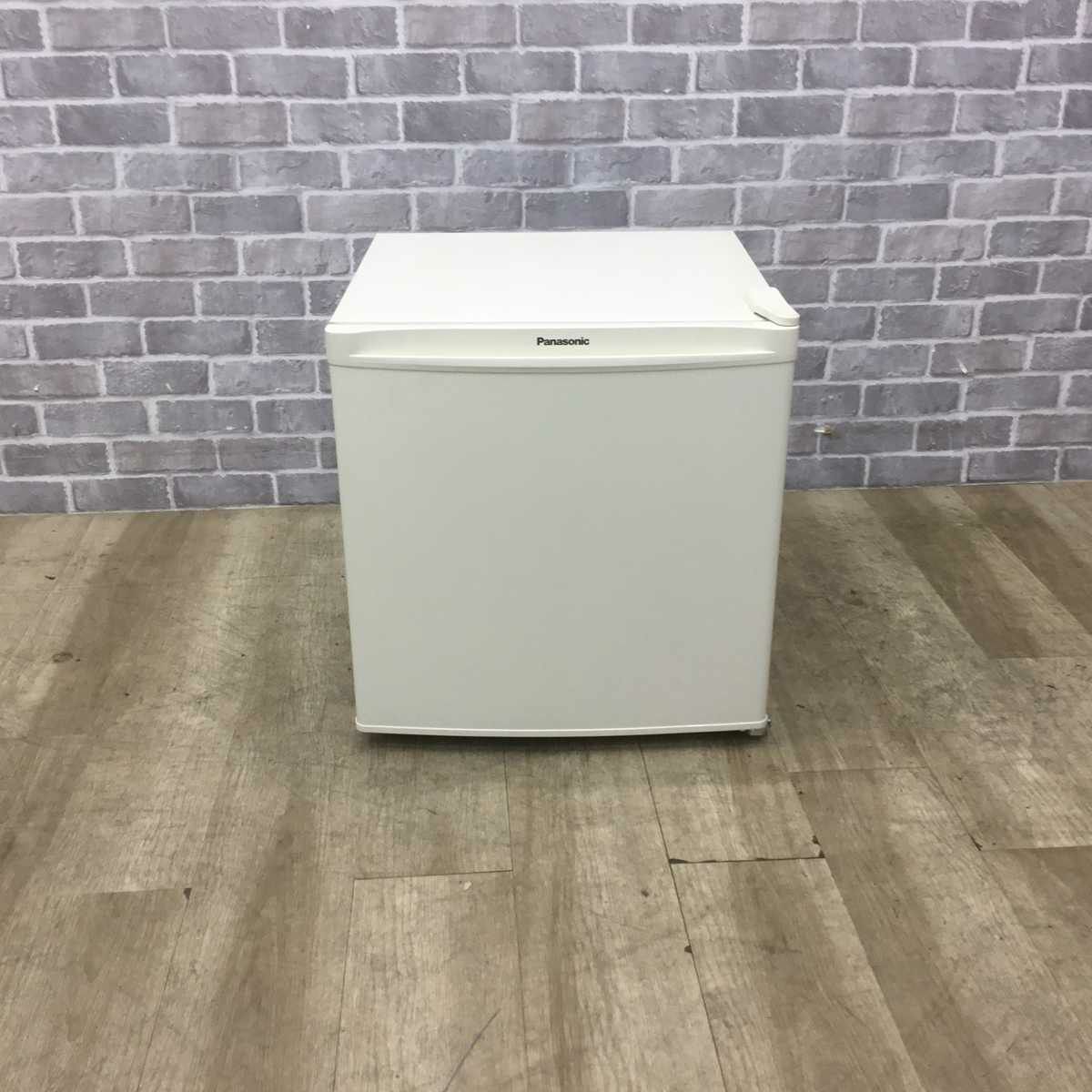 パナソニック 冷蔵庫 1ドア 45L 右開き ホワイト NR-A50D-W 2021年製