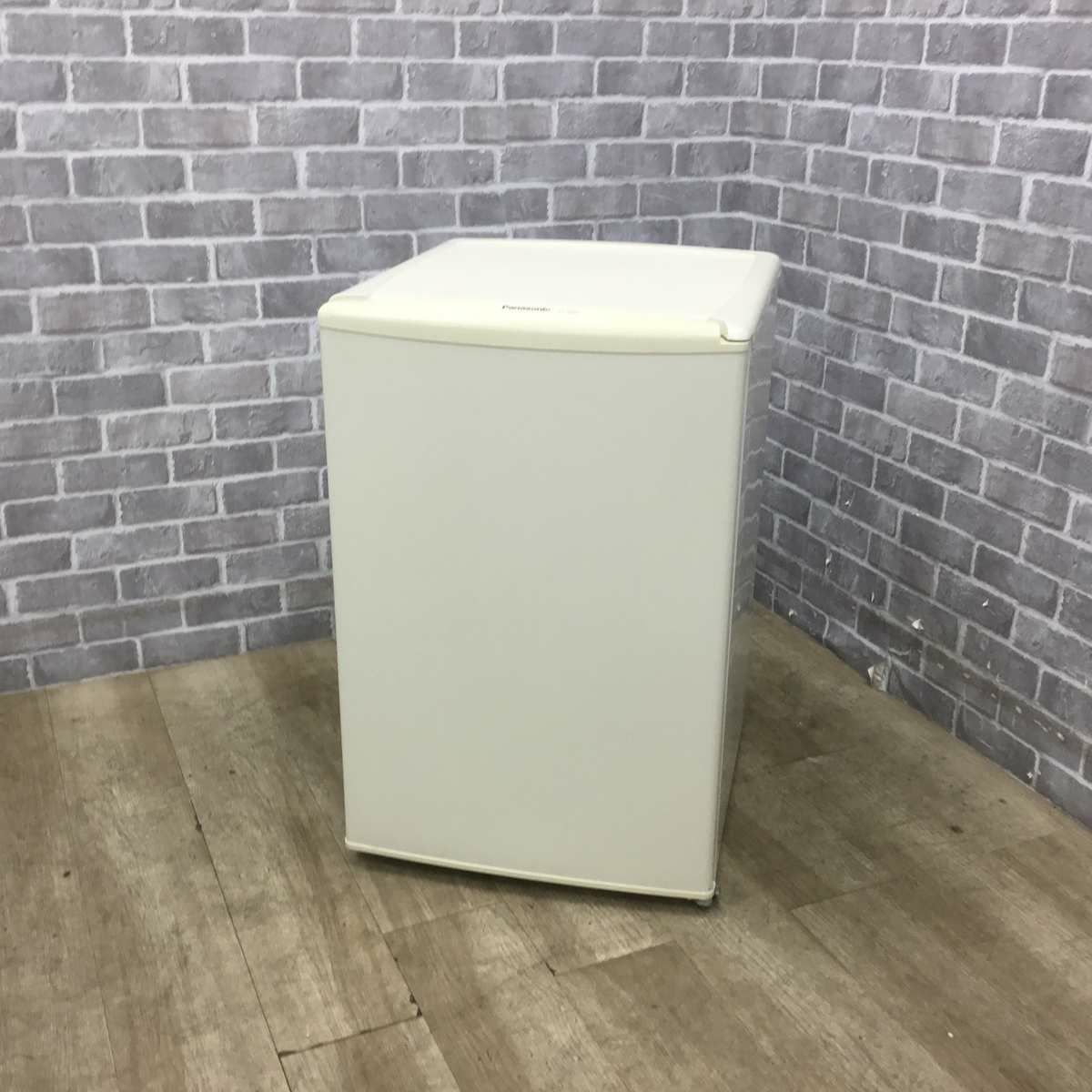 パナソニック 冷蔵庫 1ドア 75L 右開き ホワイト NR-A80W-W 2016年製