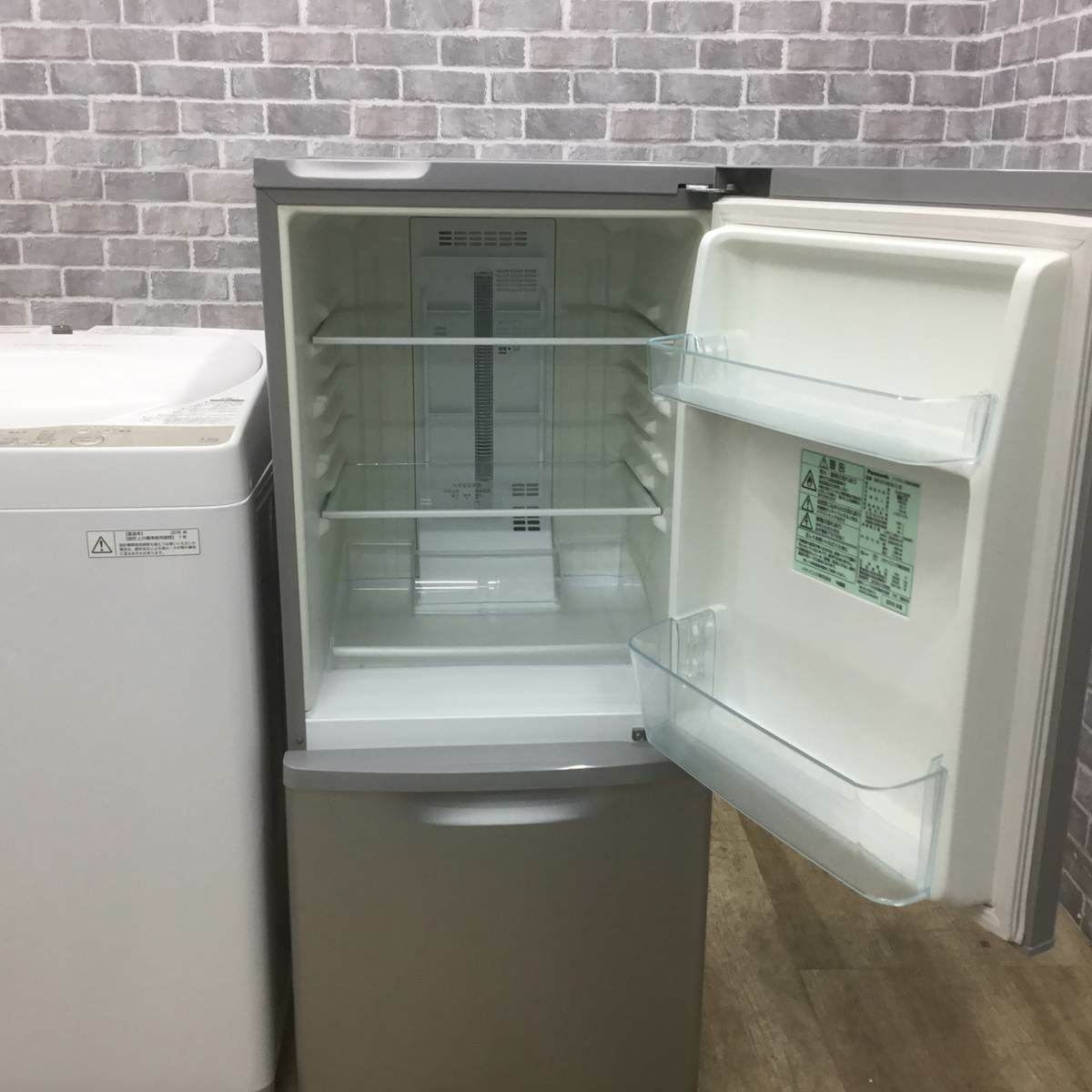 家電2点セット パナソニック 冷蔵庫 138L 東芝 洗濯機 4.2kg