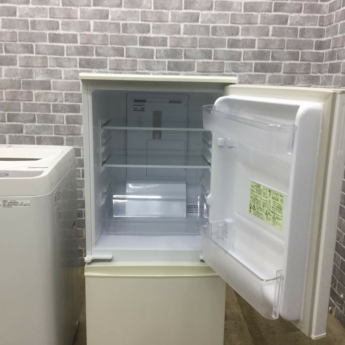 家電2点セット シャープ 冷蔵庫 137L シャープ 洗濯機 4.5kg